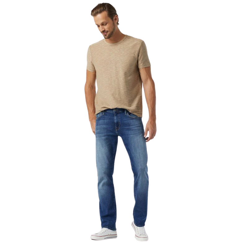 Zach - Mid Brushed Organic Move – Mid Brushed Organic Move