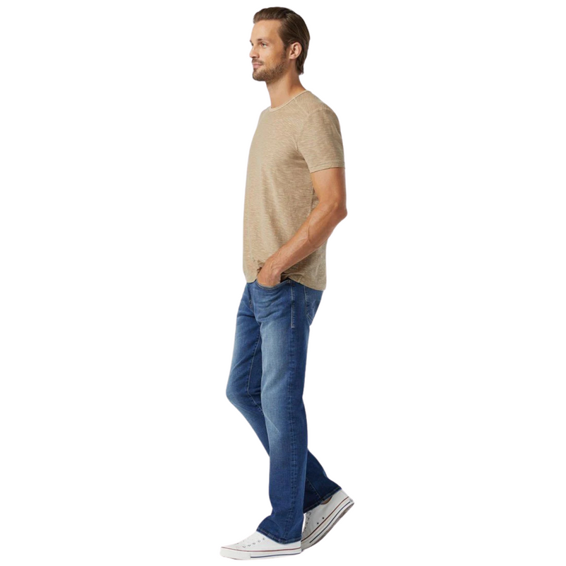 Zach - Mid Brushed Organic Move – Mid Brushed Organic Move
