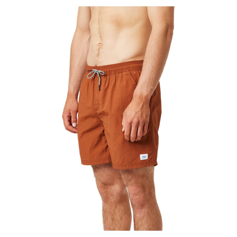 Poolside Volley – Rust
