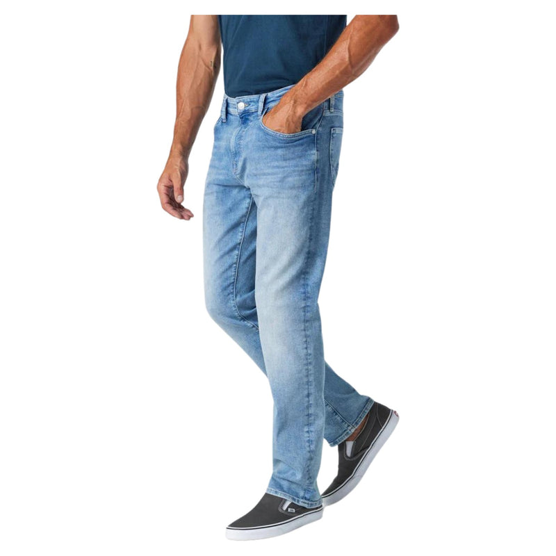 Zach - LT Foggy Feather Blue – LT Foggy Feather Blue