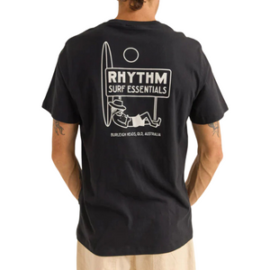 How to Style Men's Graphic Tees: 4 Pro Tips