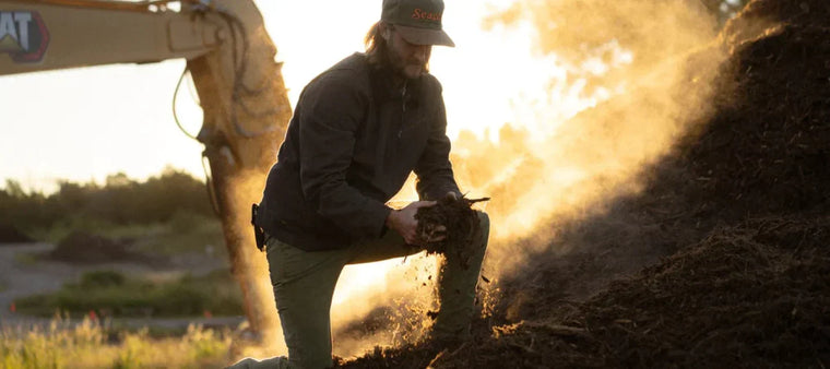 Men's outdoor jackets and layers at Rooster Bus