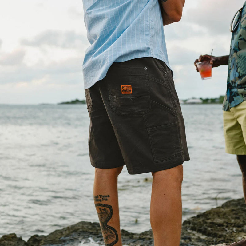 HB Trade Shorts – Bark
