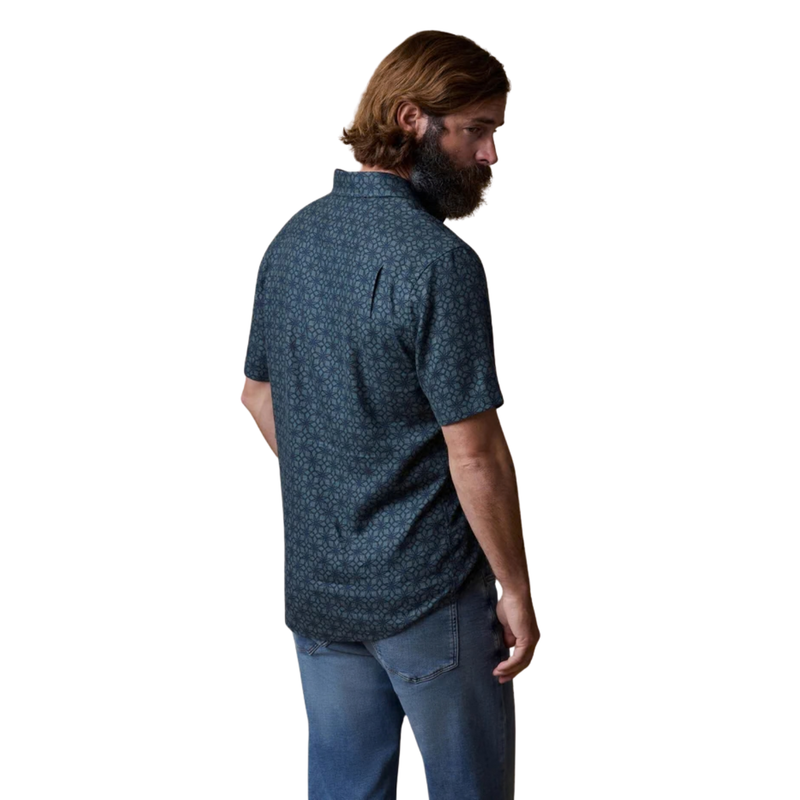 SS Breeze Shirt – Spruce Lotus Tile