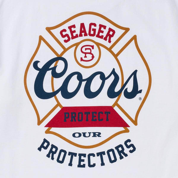Protectors Badge Tee White - Rooster Bus