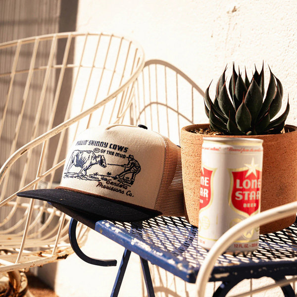 Skinny Cows Hat Cream/Navy - Rooster 