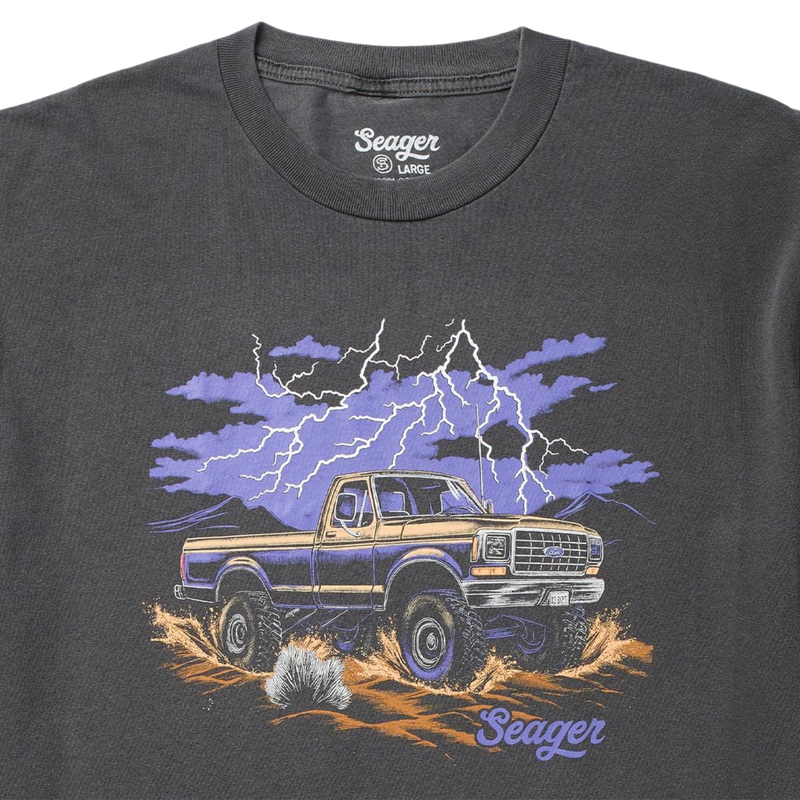 Premium Mud Romp Tee – Pigment Black