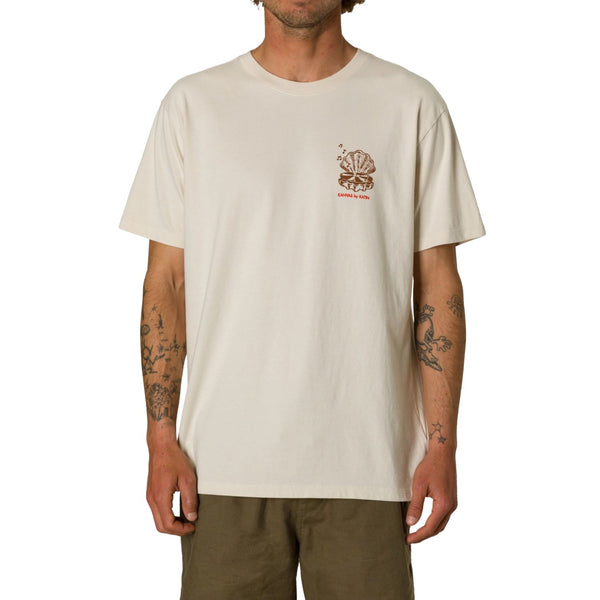 Vibrations Tee - Rooster 