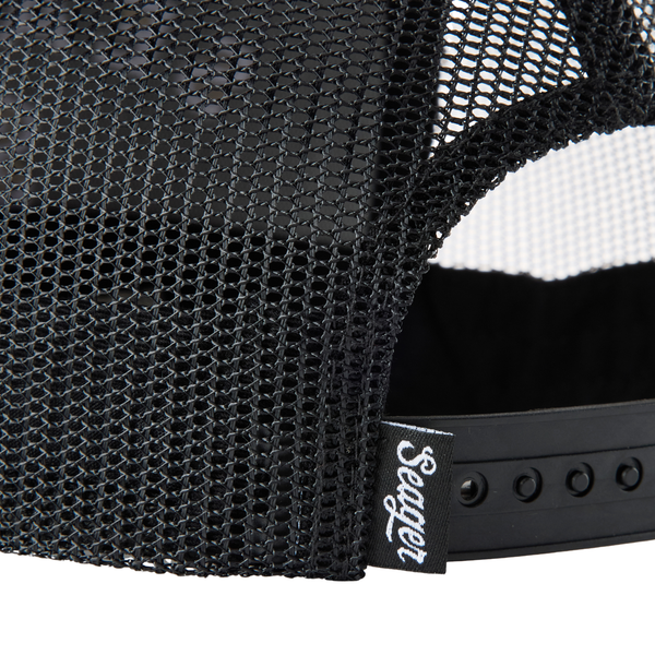 Branded Trucker Snapback Black - Rooster 