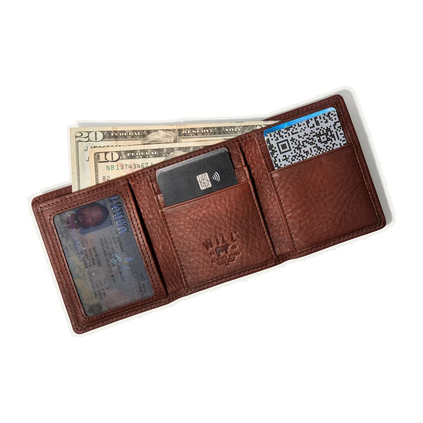 Classic Trifold – Color: Cognac
