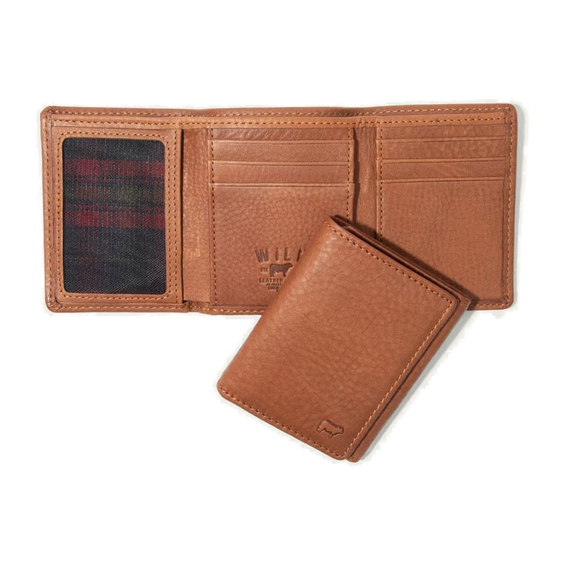 Classic Trifold – Color: Tan