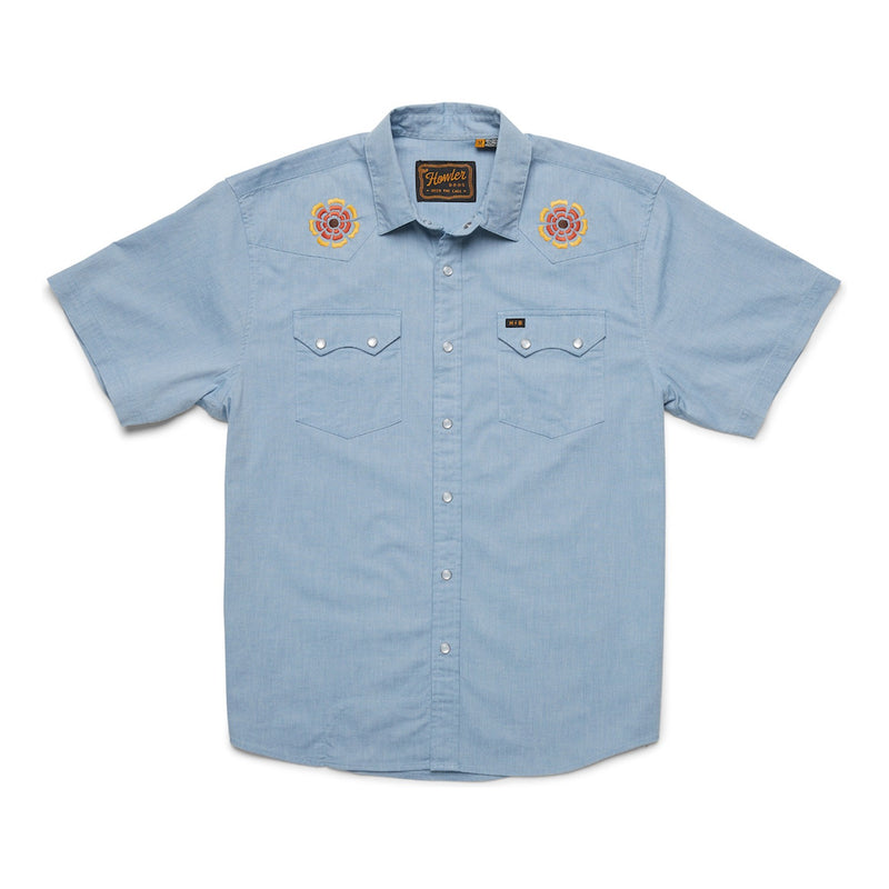 Crosscut Deluxe Shortsleeve – Beach Blooms: Blue Chambray