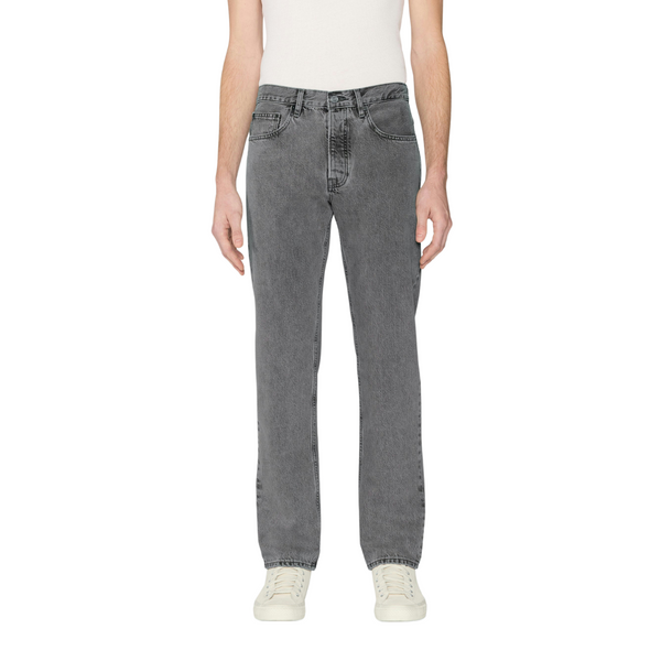 Front view of Frame The Straight Jean in Bonair Grey with classic five-pocket styling on model – Rooster