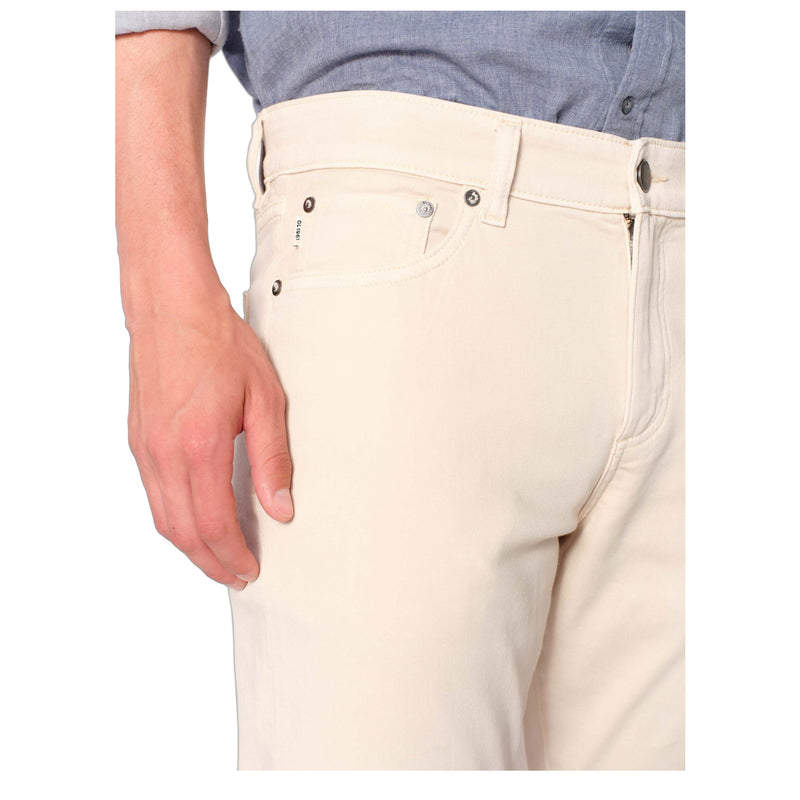 Russell Slim Straight – Color: Bone Ultimate Knit