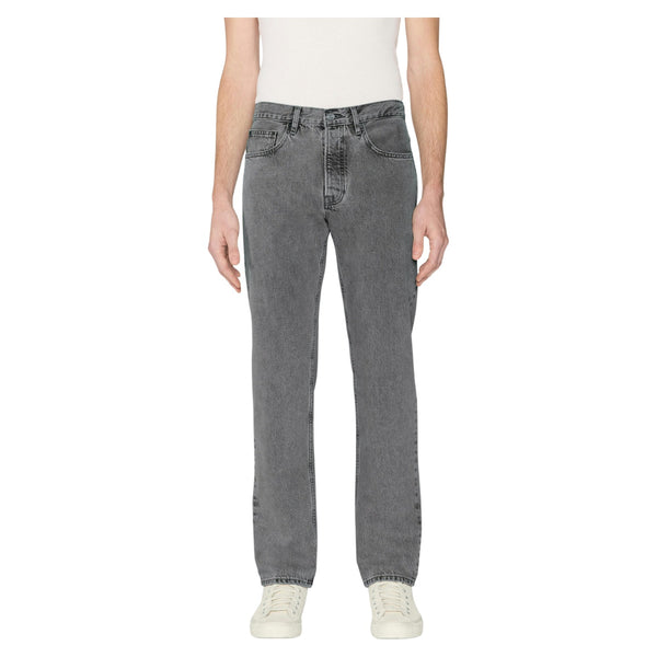 Front view of Frame The Straight Jean in Bonair Grey with classic five-pocket styling on model – Rooster